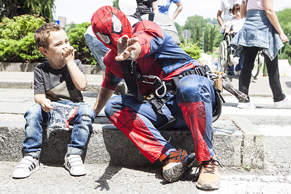 muratori-acrobatici-spiderman