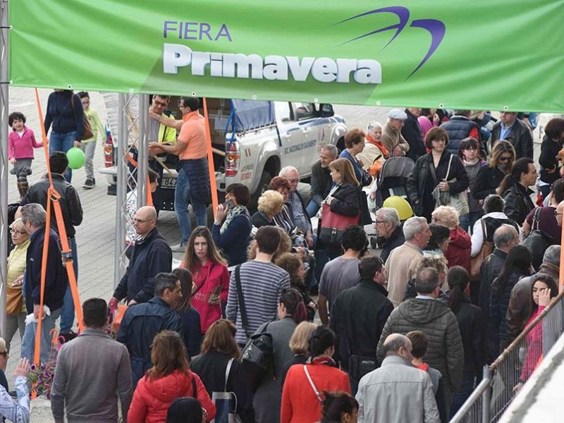 Visitatori alla Fiera Primavera