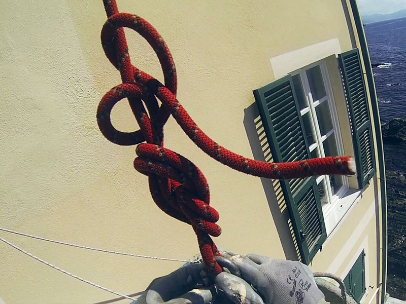 Diventa un tecnico dei nostri interventi su corda