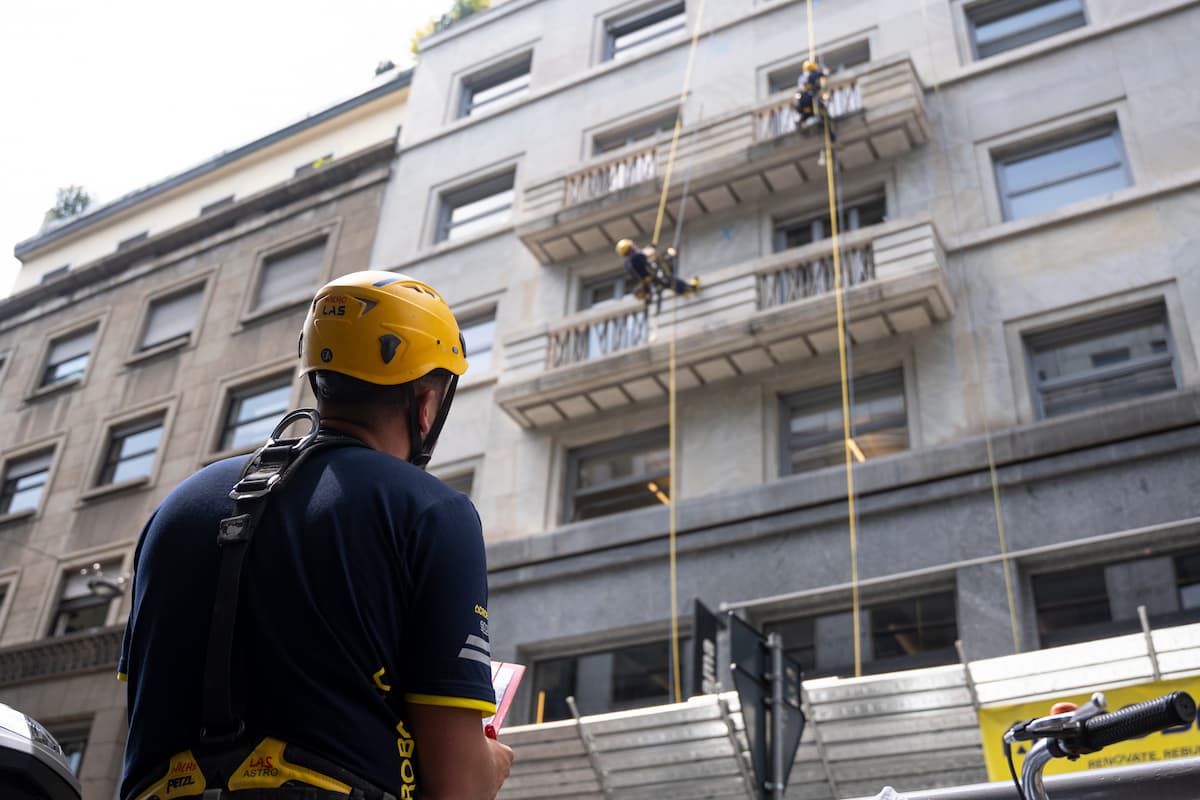 Edilizia acrobatica: problemi, dubbi e cosa sapere sui lavori su fune