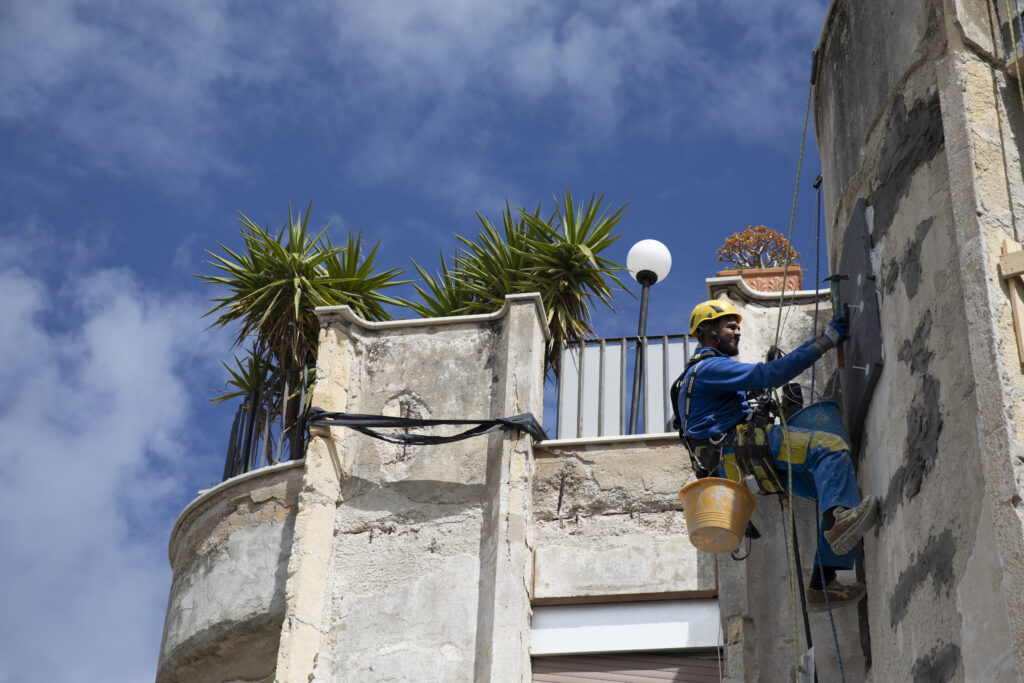 i costi per la messa in sicurezza di edificio pericolante